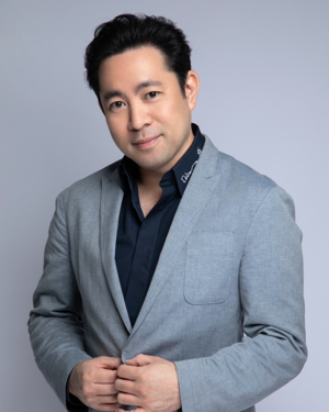 Mr. Pongsakorn Pongsak Mr. Pongsakorn Pongsak